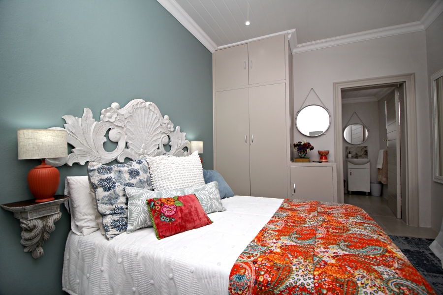 5 Bedroom Property for Sale in Hartenbos Central Western Cape